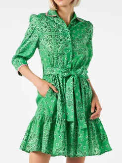 Kurzes Baumwollkleid Daisi mit Bandanna-Print und Stickereien
