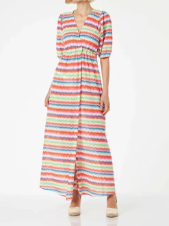 Langes Strandkleid Bliss aus Chevron-Raschelstrick mit Streifenmuster
