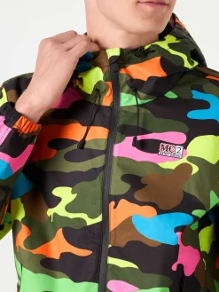 Leichte Herren-Windjacke mit Kapuze und Tarnmuster