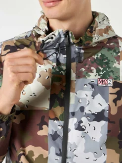 Leichte Herren-Windjacke mit Kapuze und Tarnmuster