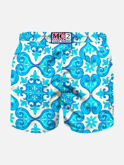 Leichte Jungen-Badeshorts mit Majolica-Print