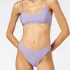 Lilafarbener Lurex-Bralette-Bikini