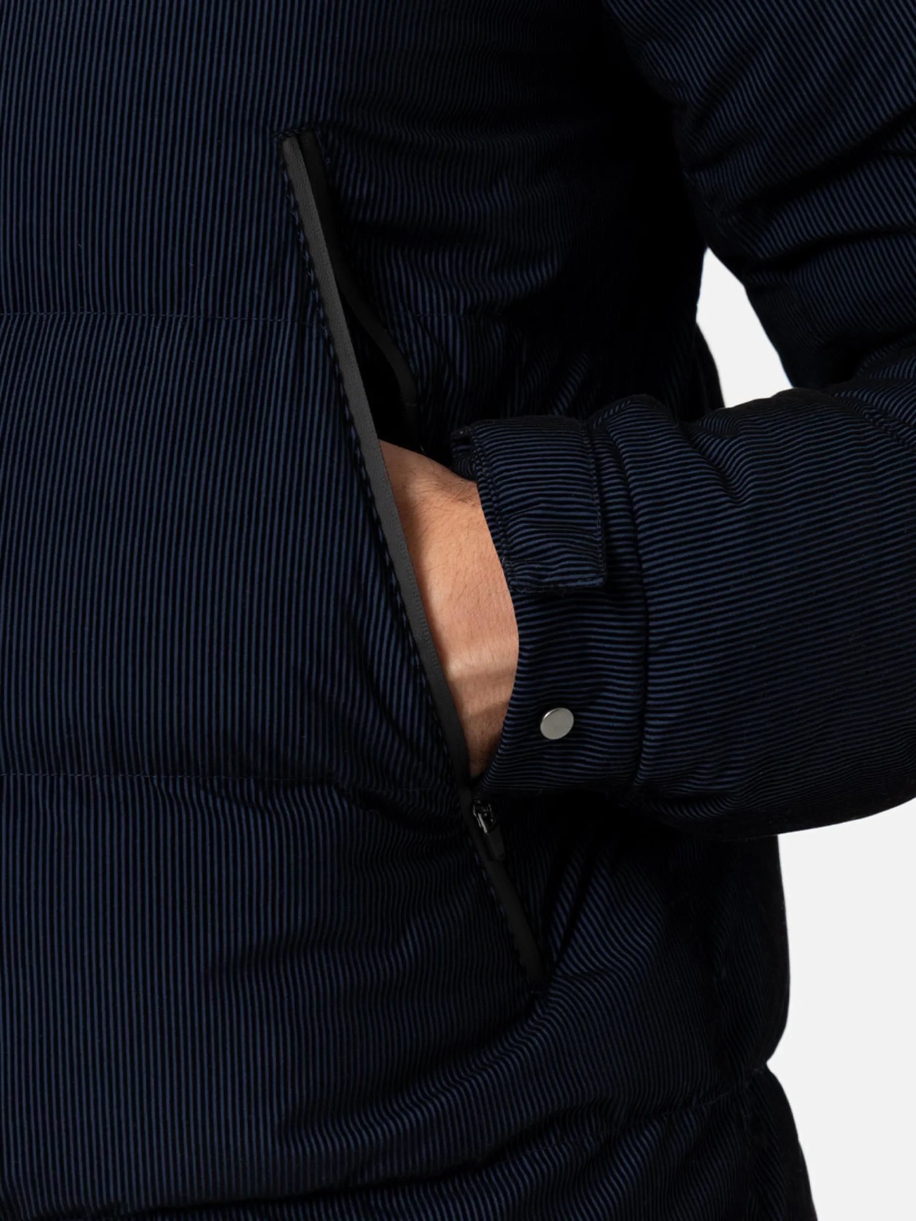 Marineblaue Pufferjacke in Cord-Optik mit Kapuze für Herren von Maier