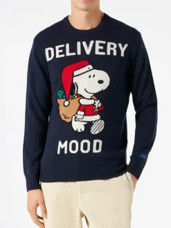 Marineblauer Herrenpullover mit Snoopy-Aufdruck | PEANUTS™ SONDEREDITION
