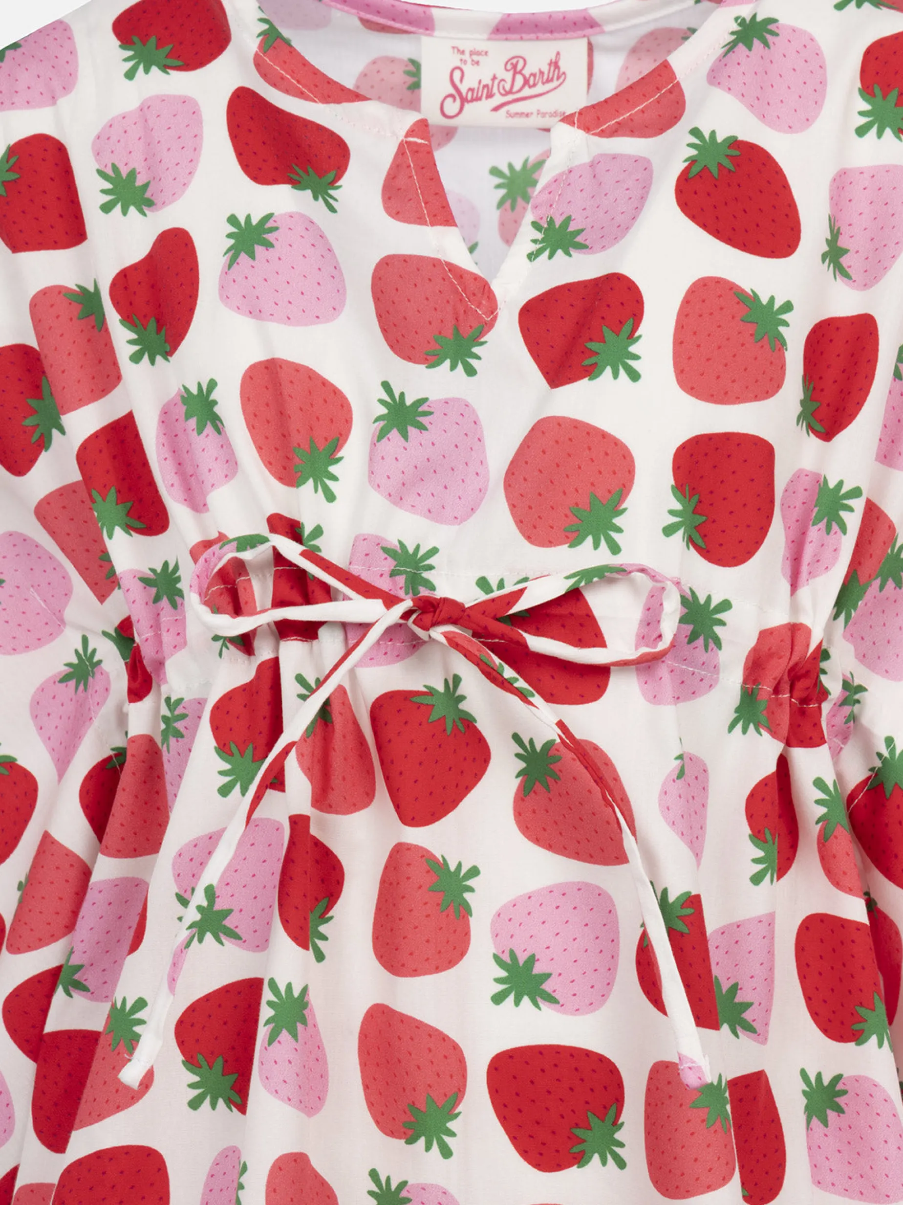 Mädchen-Kaftan aus Baumwolle mit Rüschen und Erdbeer-Print