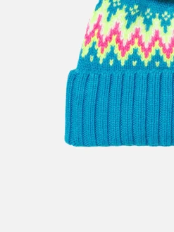 Mädchenmütze mit Pompon