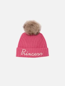 Mädchenmütze mit Prinzessinnen-Stickerei und Bommel