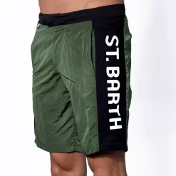 Militärgrüne Badeshorts mit kontrastierendem Seitenband