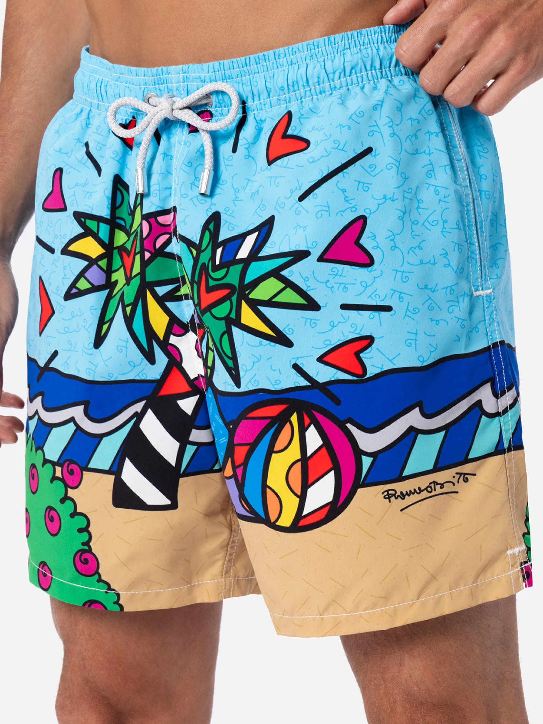 Mittellange Badeshorts Gustavia für Herren mit platziertem Aufdruck von Britto Design | ©BRITTO SPECIAL EDITION