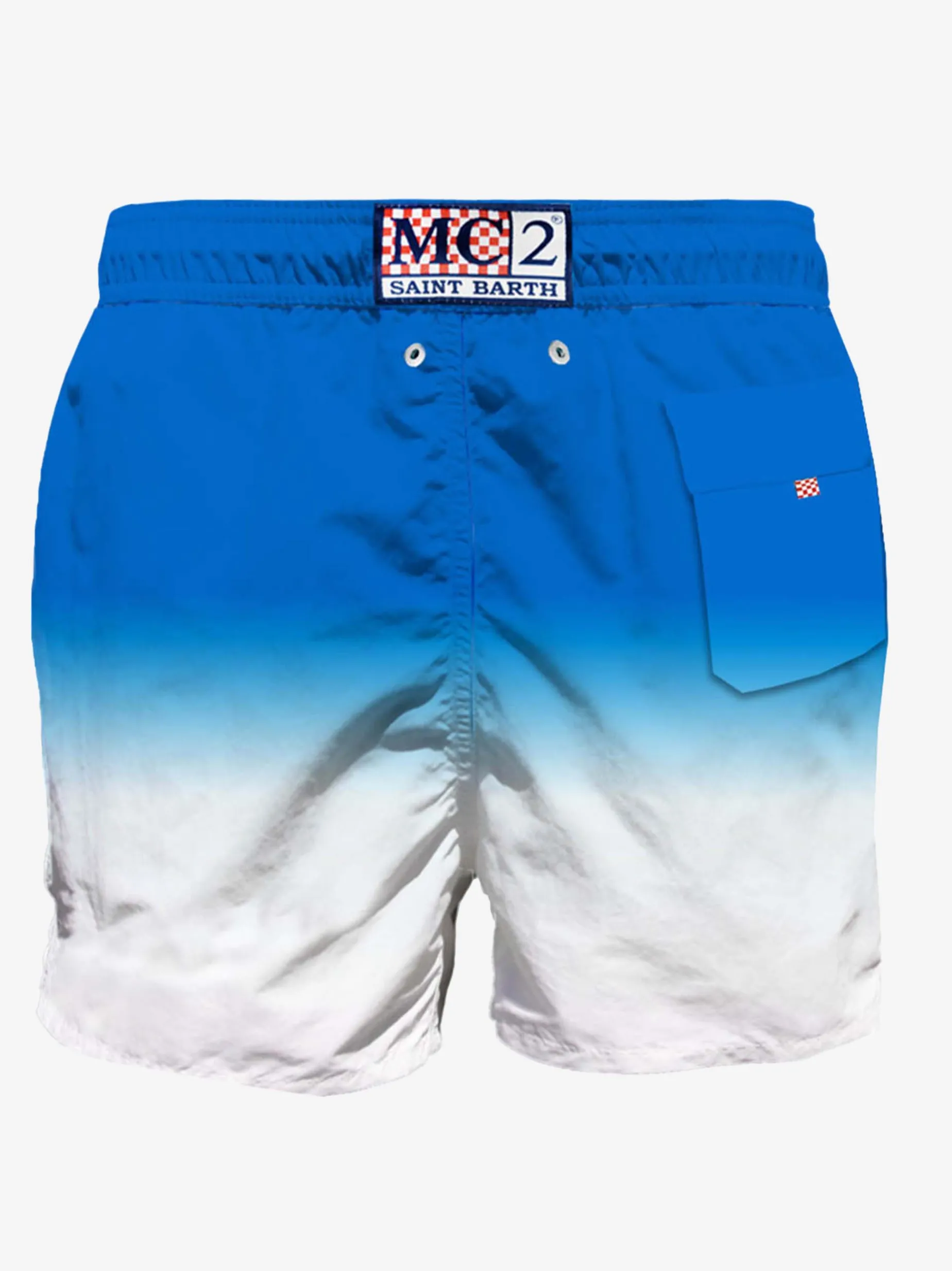 Mittellange Badeshorts in Weiß- und Blautönen