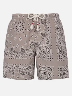 Mittellange beige Bandana-Badeshorts für Herren von Caprese