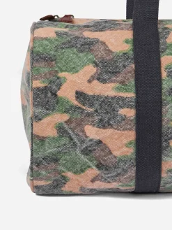 Reisetasche mit Tarnmuster
