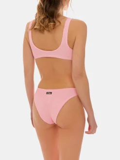 Rosafarbener Bralette-Bikini aus Crinkle-Stoff