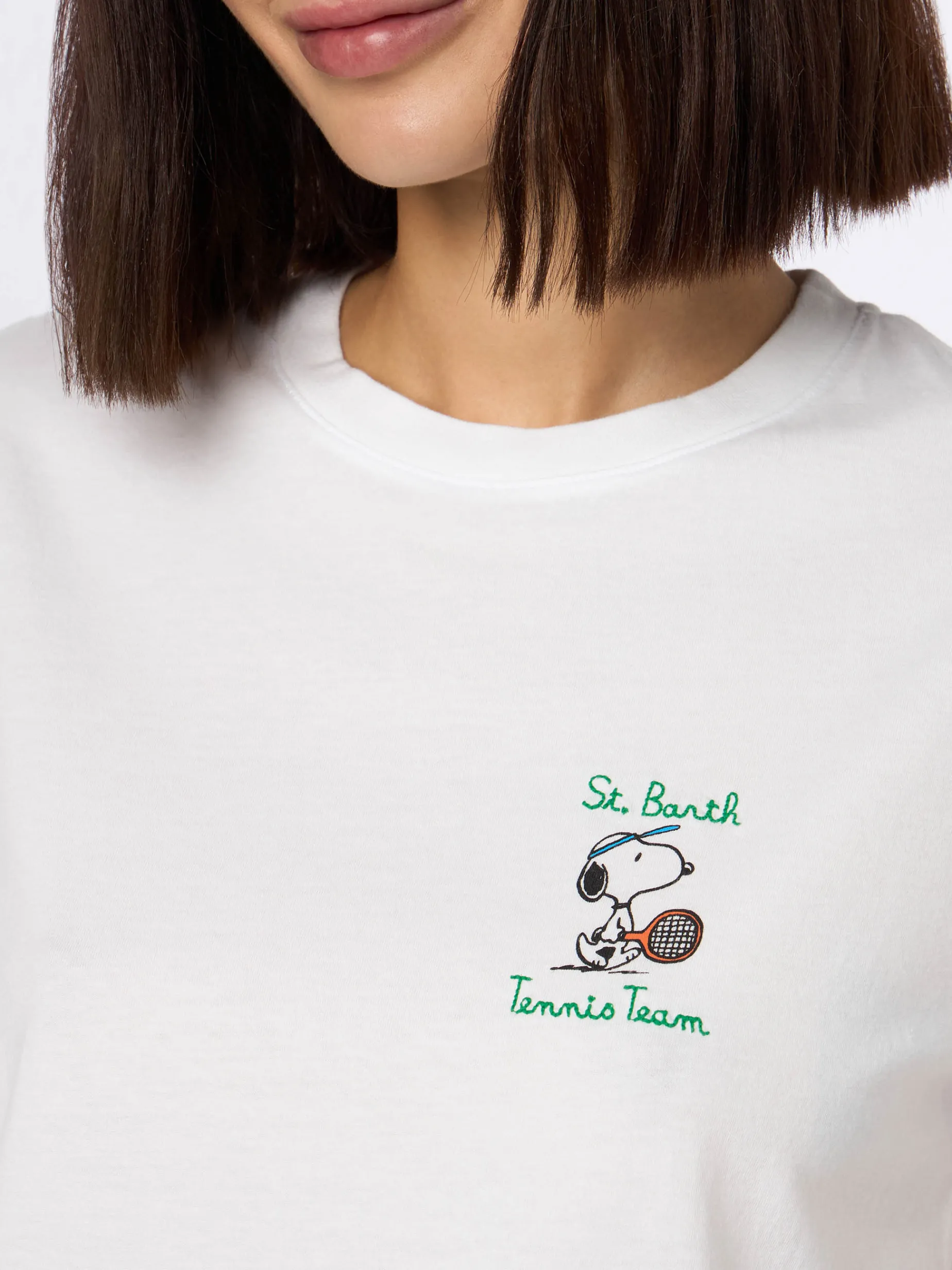 Rosafarbenes Rundhals-T-Shirt Emilie aus Baumwolljersey für Damen mit Snoopy St. Barth Tennis Team-Stickerei | SNOOPY PEANUTS SPECIAL EDITION