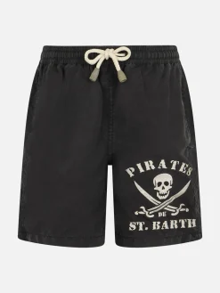 Schwarze klassische Badeshorts für Jungen Tender mit Piratenstickerei