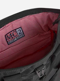 Schwarzer Rucksack Helmut aus technischem Stoff