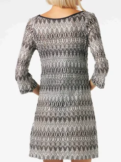 Schwarz-weiß gestricktes Chevron-Minikleid