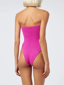 Trägerloser Damen-Badeanzug Soleil aus fuchsiafarbenem Lurex