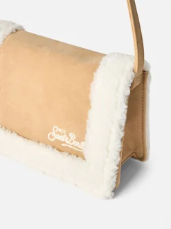 Umhängetasche in Kamel-Hammel-Optik mit Shearling-Details
