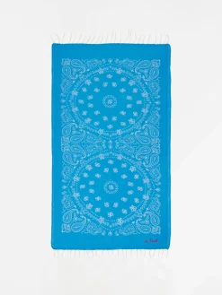 Weicher blauer Fouta-Jacquard mit Bandana-Print