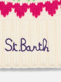 Weiße Damenmütze mit Fair-Isle-Herzdruck