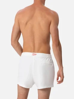 Weiße Herren-Badeshorts mit tailliertem Schnitt von Harrys