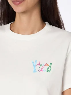 Weißes Damen-T-Shirt Emilie aus schwerer Baumwolle mit Apres-Ski-Regenbogenstickerei