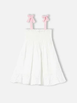 Weißes Mädchenkleid